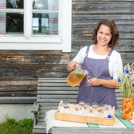 Laitalan Lomat Фермерский дом Karhunpaa